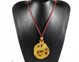 Women Jade Bracelet Vietnam: Is It Worth Choosing for a VIP Gift?